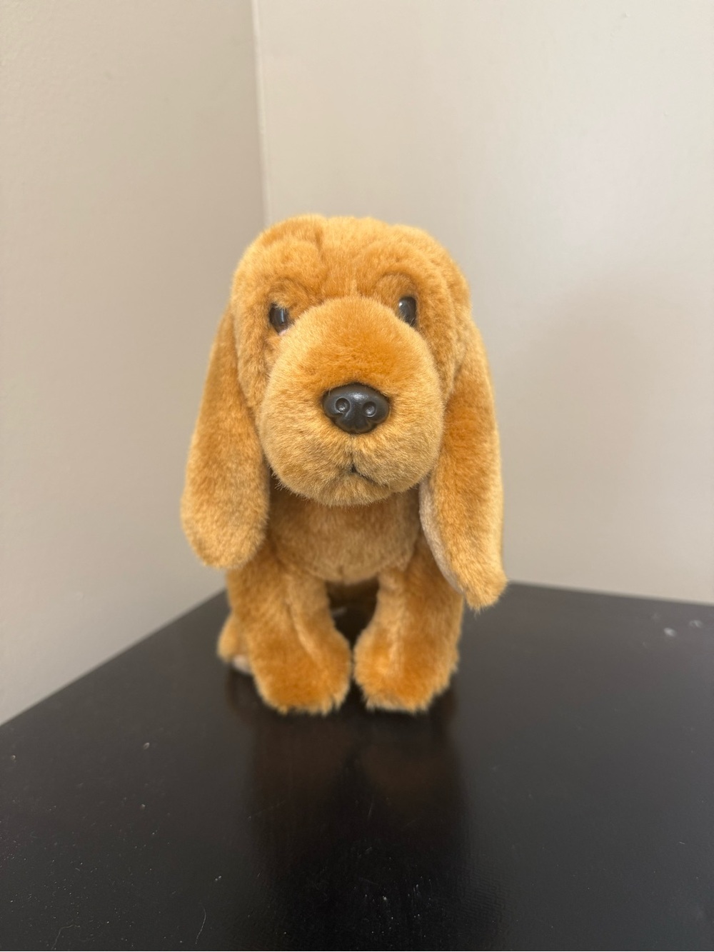 Demdaco Plush Brown and black Bloodhound